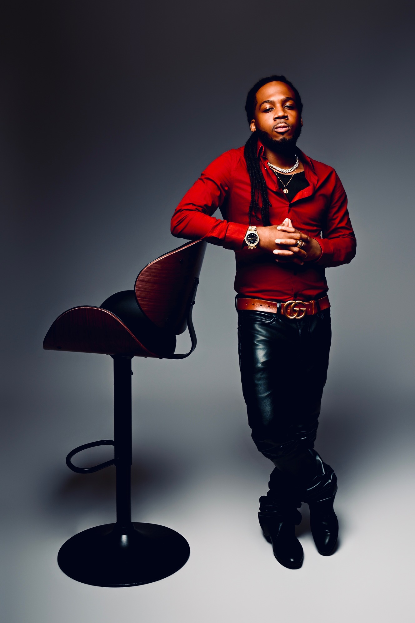 Formal standing portfolio photo